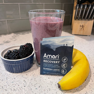 Amari Blueberry Booster Breakfast Smoothie